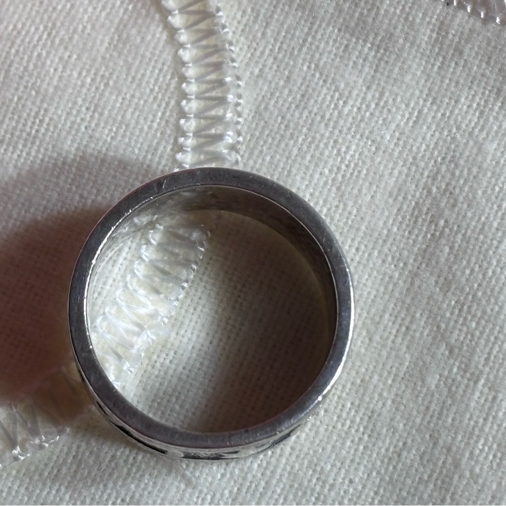 James Avery Song Of Solomon Band Ring Sterling Silver Size 8 - Picture 5 of 5